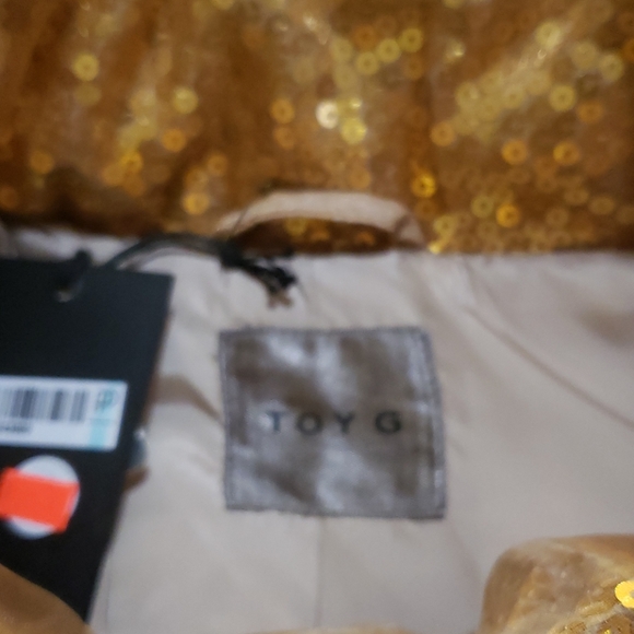 Gorgeous Spring /Fall sequins jacket 😍 👌. - Picture 5 of 8